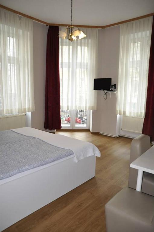 Arnes Hotel Vienna Luaran gambar